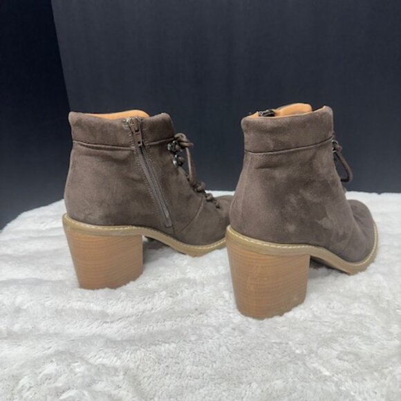 Universal Threads Chunky Heel Boots Woman's 9.5 - Picture 4 of 12